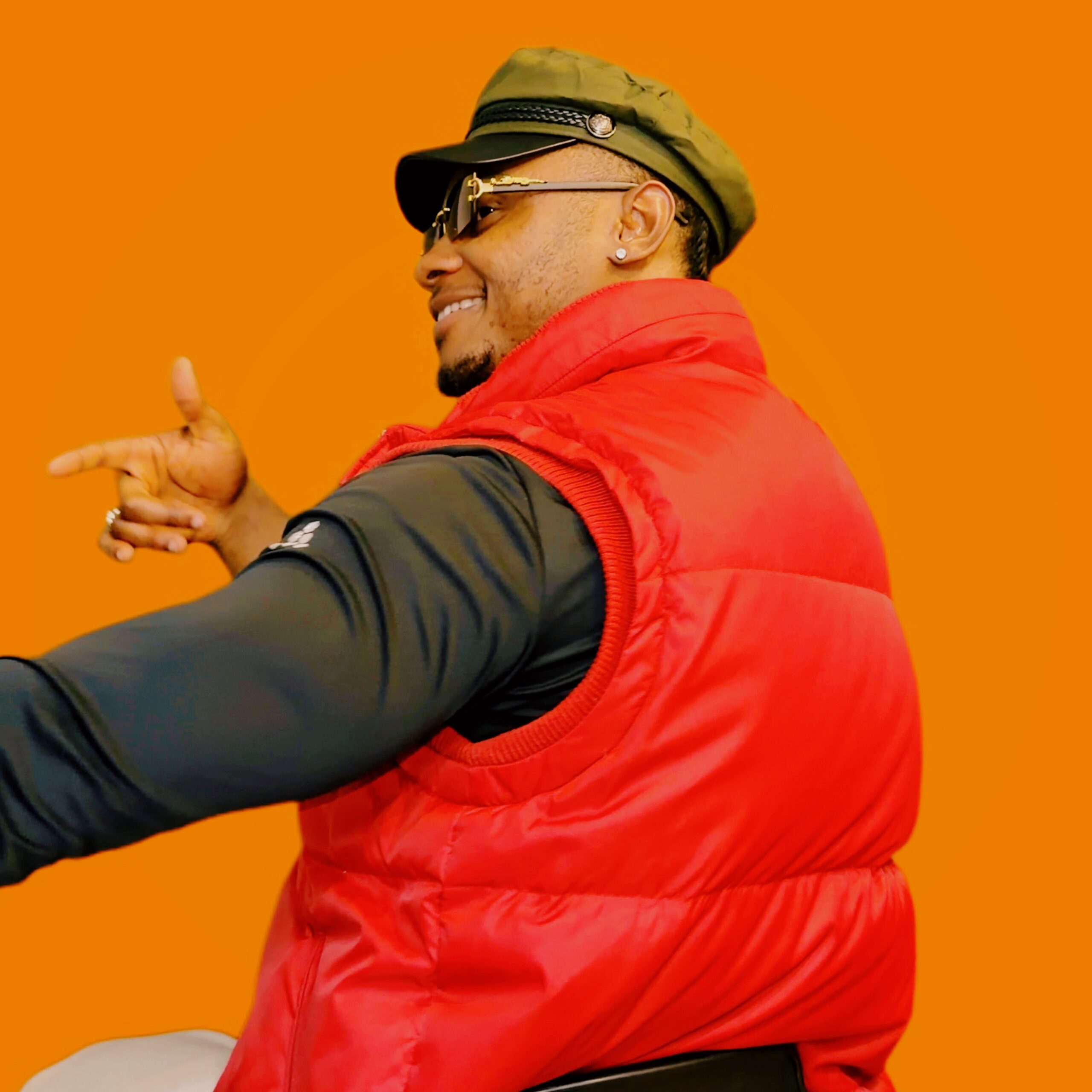 COLLINS ISCO’S NEW SINGLE “COME OVER” IS HERE