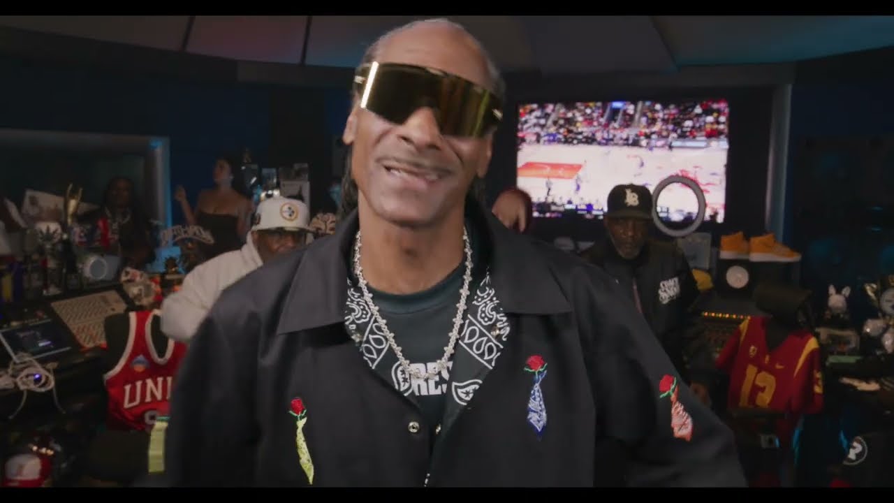 Snoop Dogg – High Life ft. Tripp Locc, Wayniac & Young Sagg (Official Video)