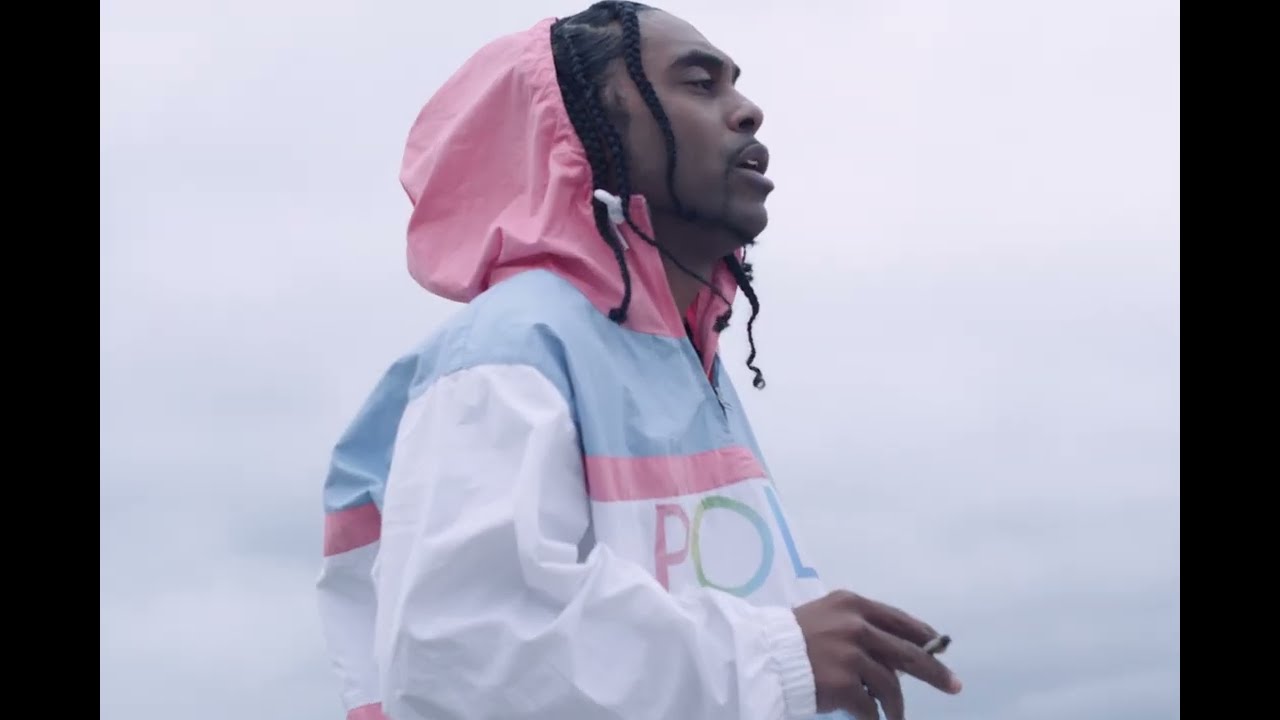 Cavalier & Quelle Chris  feat. Navy Blue and Denmark Vessey – Holding On | video