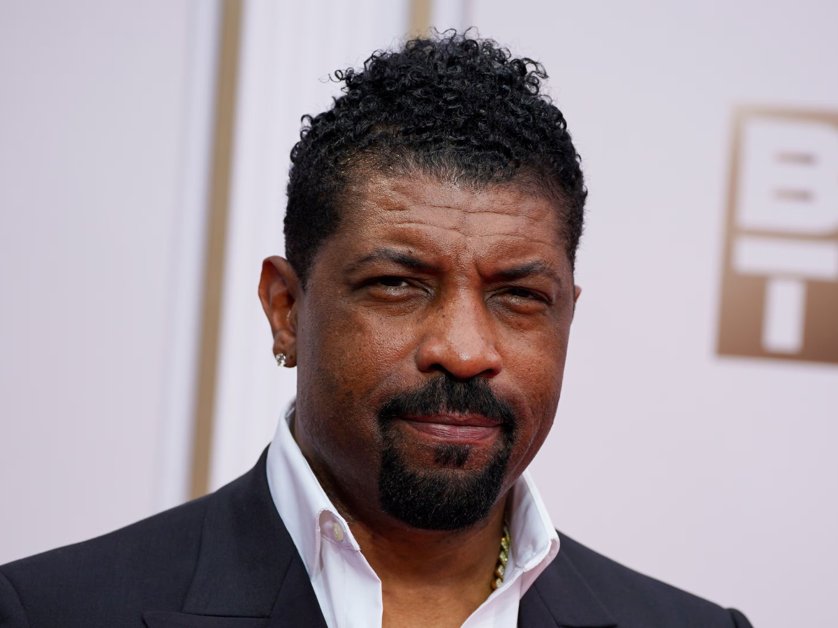 Deon Cole Receives Death Threats Over Nick Minaj Jokes At NAACP Image Awards
