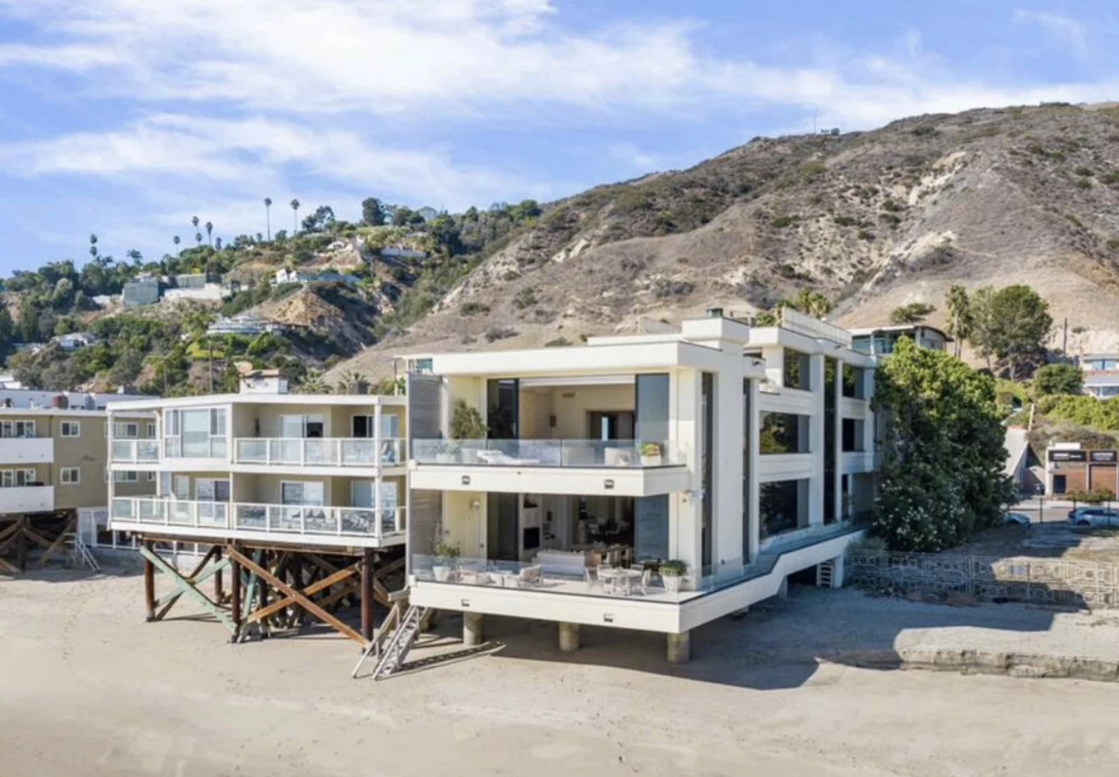 Dr. Dre Sells Massive Malibu Beach House for .5 Million