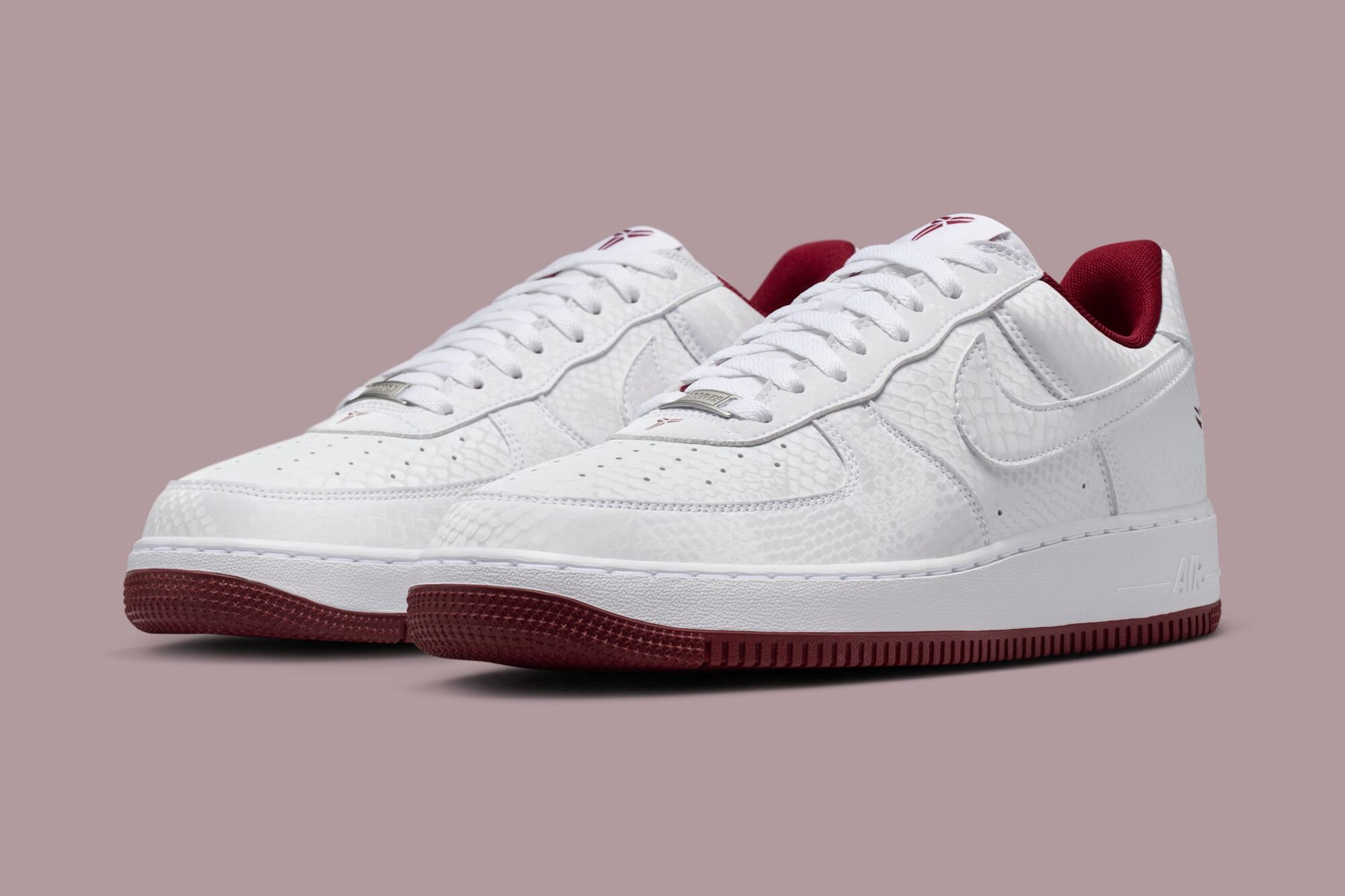 Kobe Bryant x Nike Air Force 1 Low “Lower Merion Home”