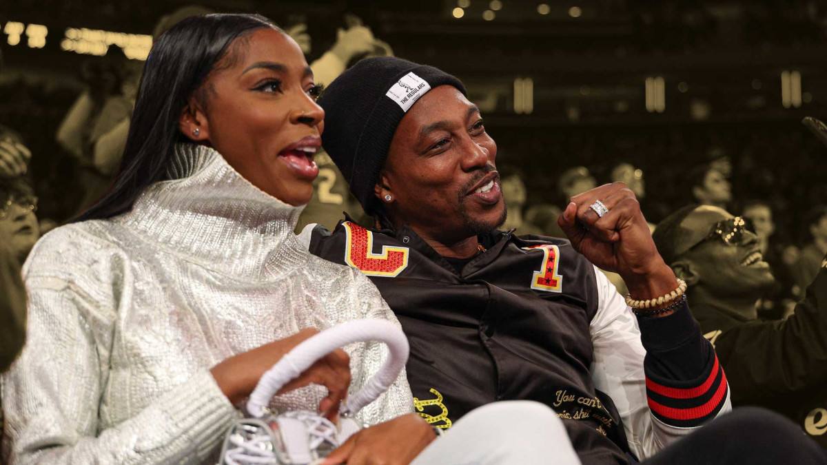 Undeterred Dwight Howard Seen Smiling At Laker’s Game After Amy Luciani’s Drug Use Allegations