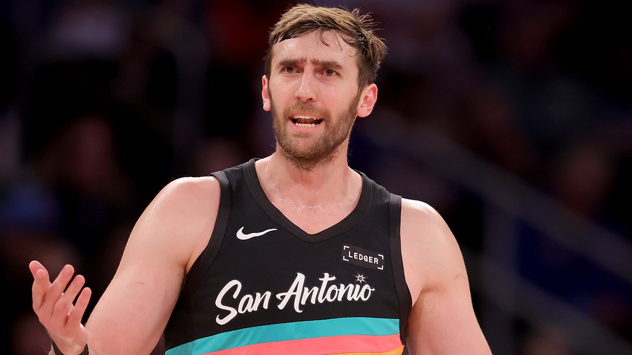 White Sports Journalist Michelle Beadle Slams Luke Kornet For Hatin’ On Atlanta Hawks x Magic City Game