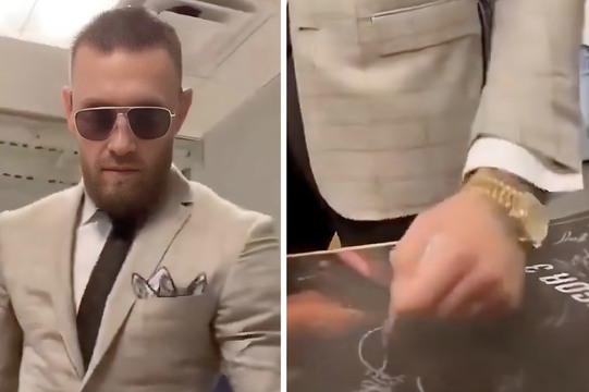 Agree? They’re Saying Conor McGregor Got One Of The Worst Autographs!