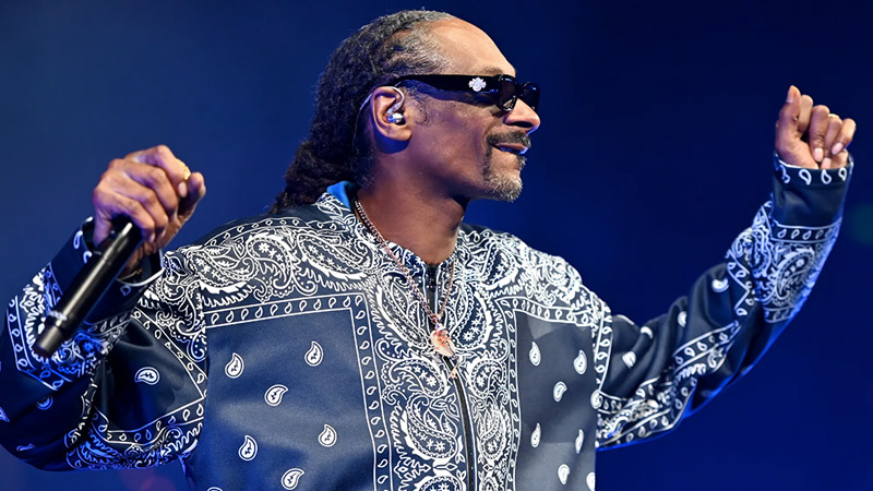 Snoop Dogg to Headline Long Beach Amphitheater Summer Grand Opening.
